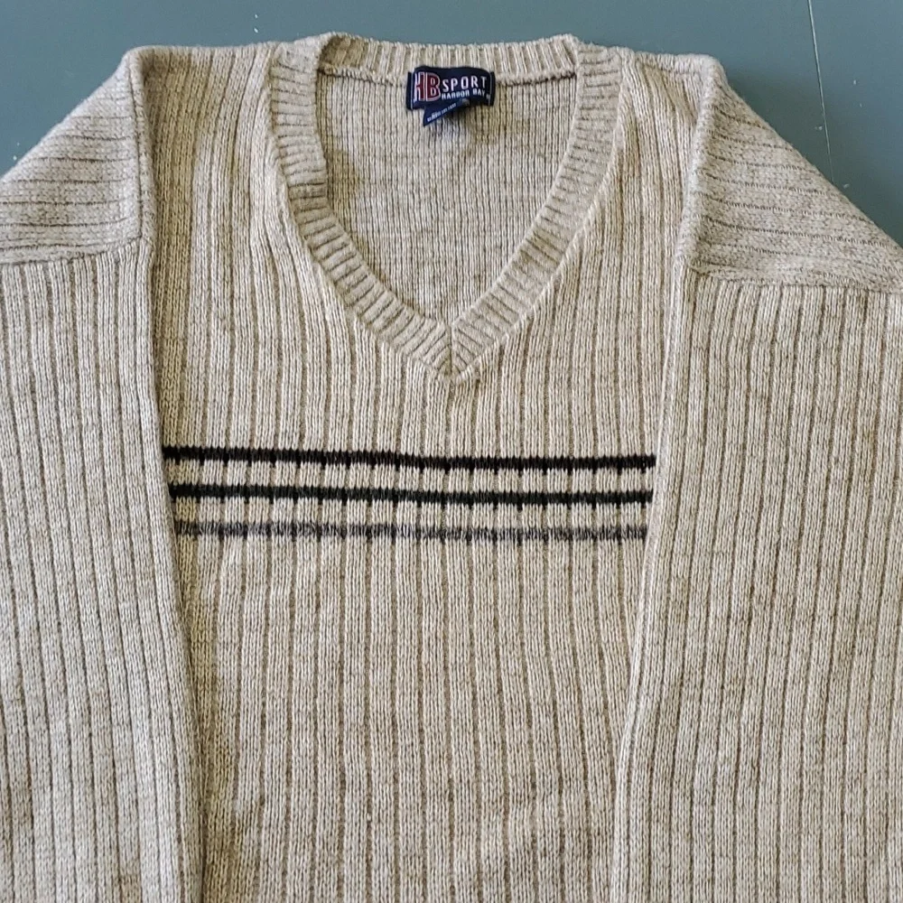 HB SPORT, men's sweater tan with flecks. Size‎ 1X. Soft acrylic. MDe In the USA.